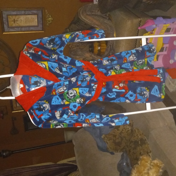 BOYS DC COMICS ROBE - Picture 1 of 4